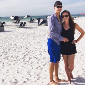 Meet your Posher, Hayle